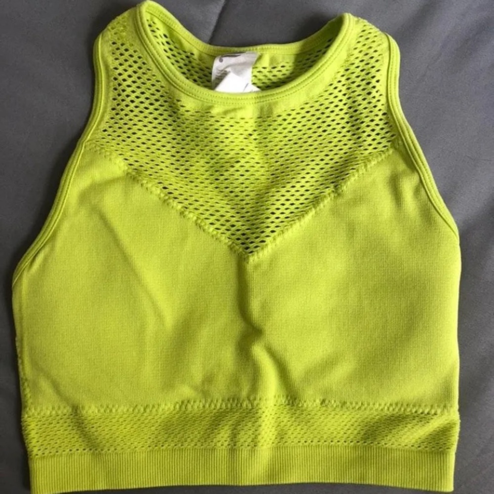 Fabletics Razor-back bra - Picture 3 of 4